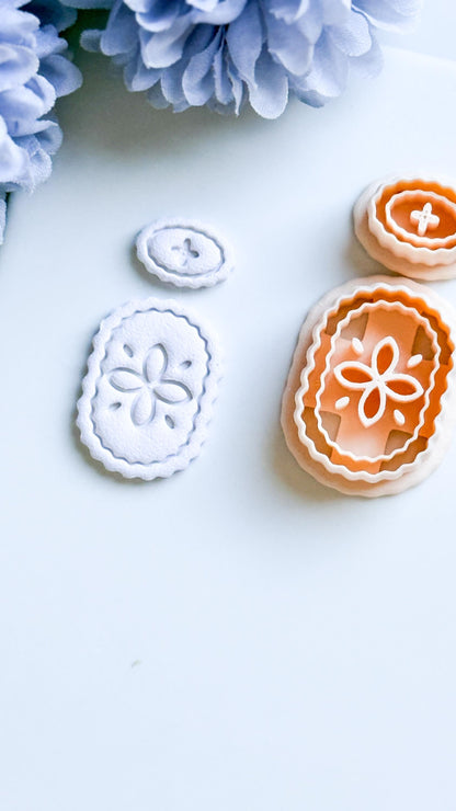 Floral Cameo Clay Cutter: Scalloped Oval Frame with Floral Detail