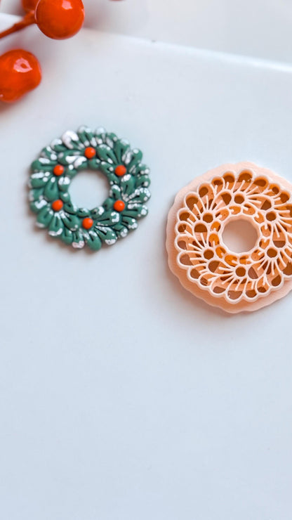 Christmas Wreath Clay Cutter: Holiday Earring Cutter for Polymer Clay