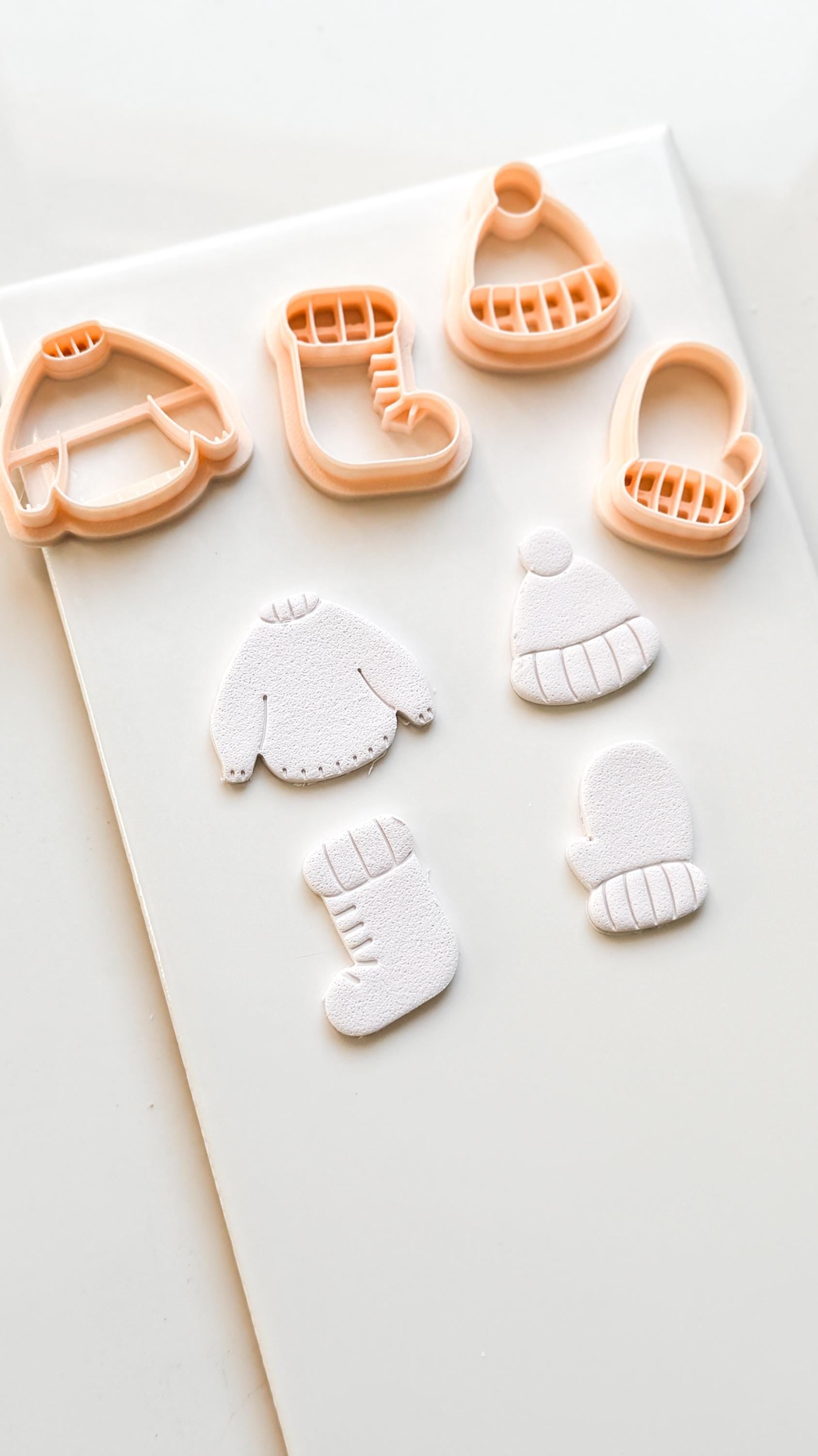 Cozy Season Clay Cutter – Winter Sweater Hat Mitten Sock Design