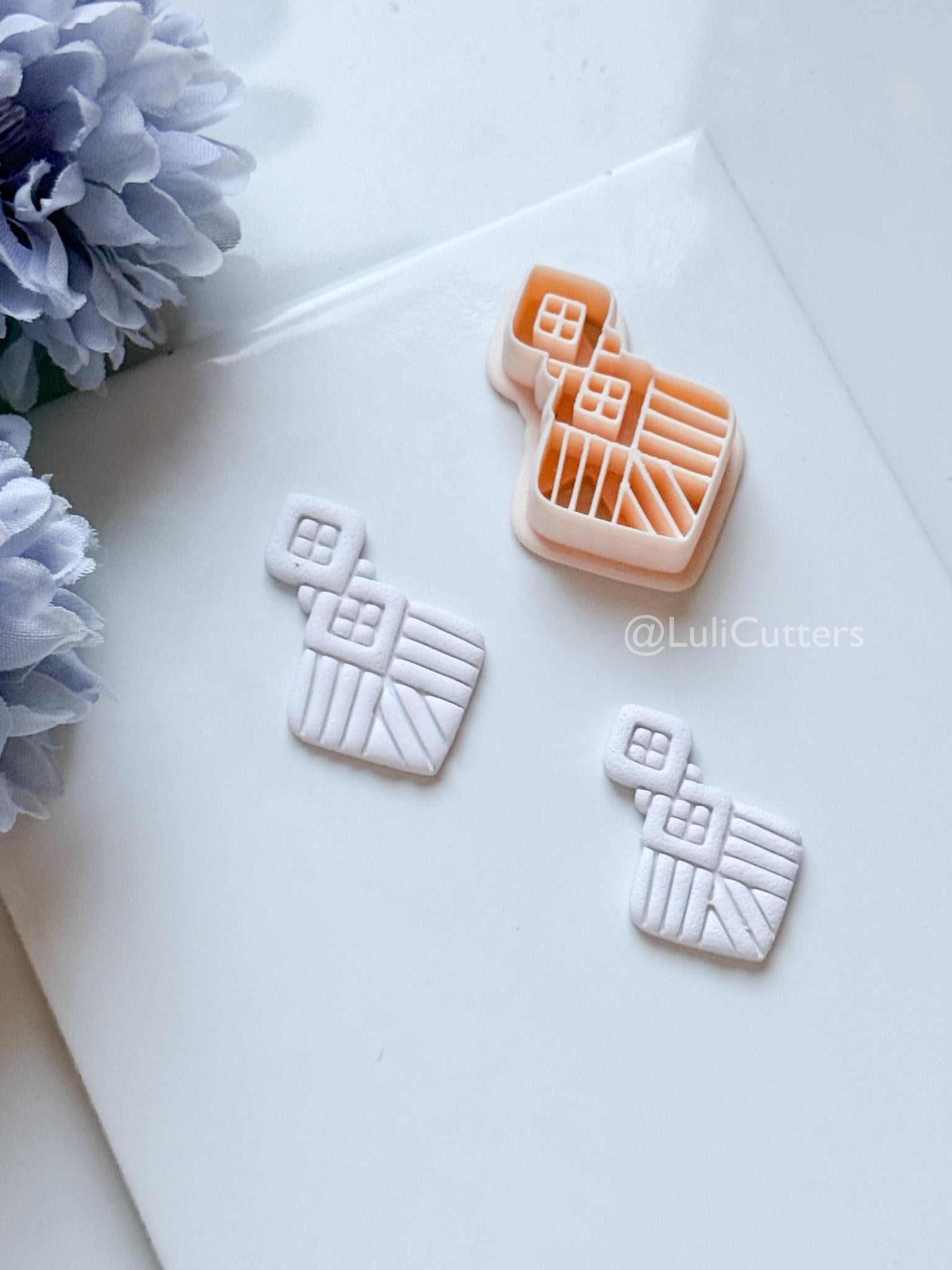 Alba Wren Polymer Clay Cutter: Geometric Ray Design for Earrings