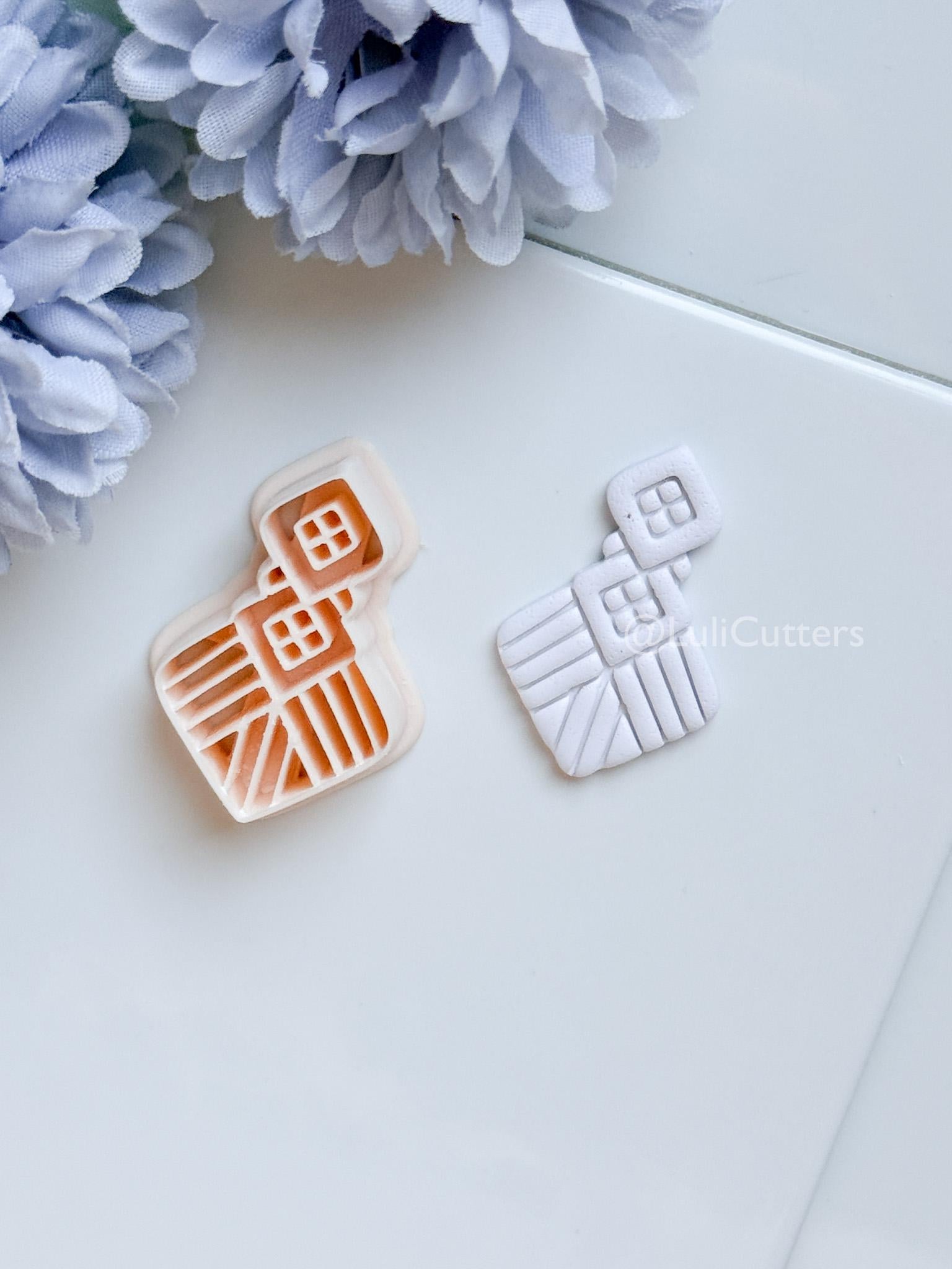 Alba Wren Polymer Clay Cutter: Geometric Ray Design for Earrings