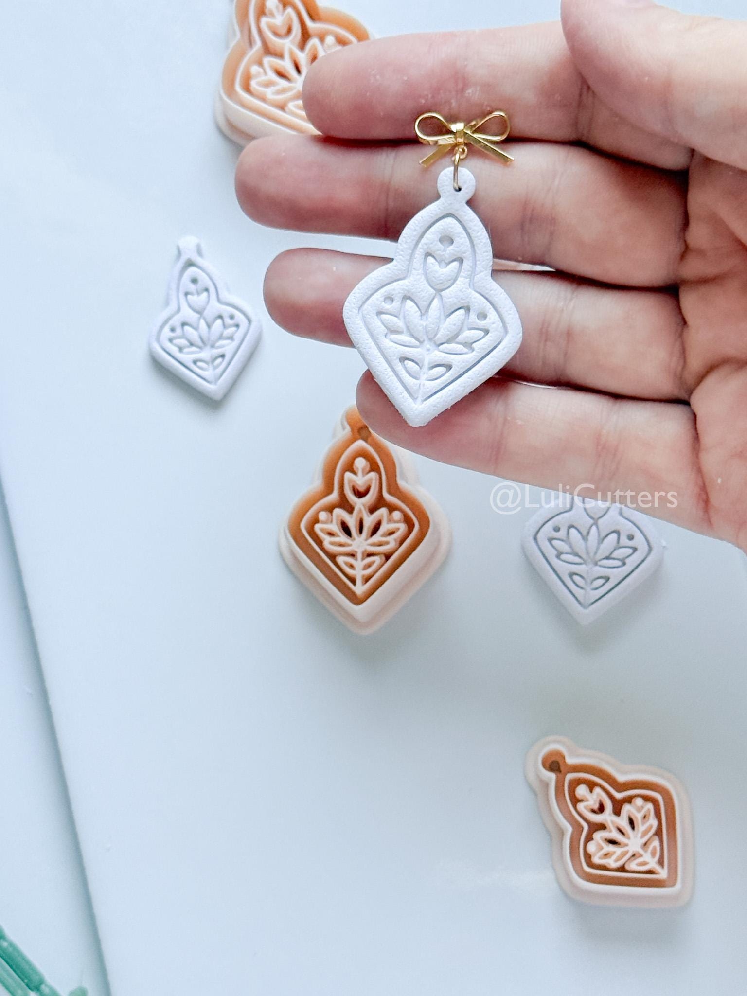 Flora Wren Polymer Clay Cutter: Folk Floral Design for Earrings