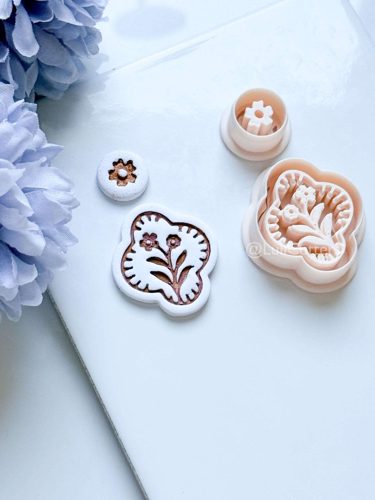 Mirael Bloom Polymer Clay Cutter: Quatrefoil Floral Design for Earrings