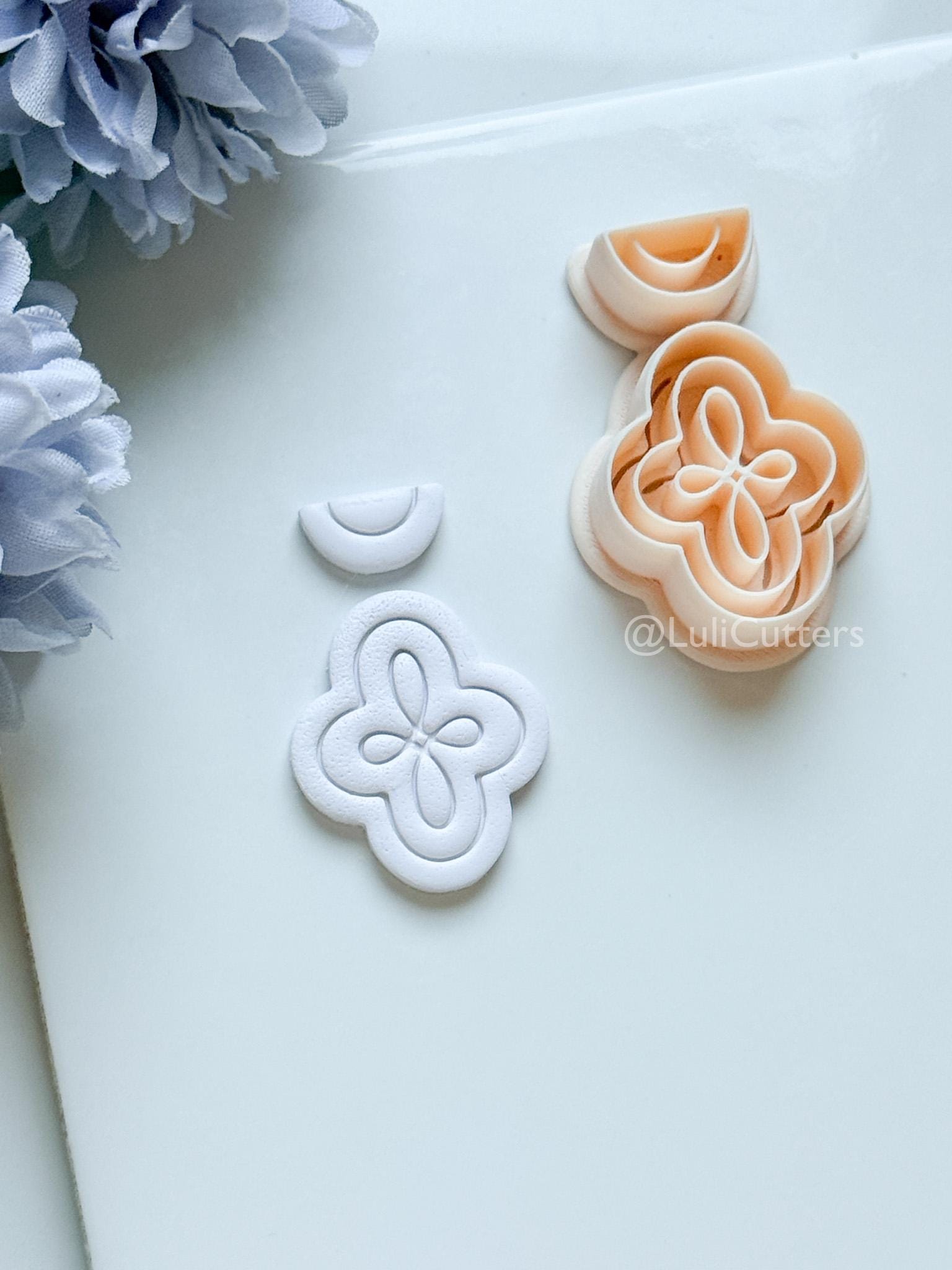 Vale Crest Polymer Clay Cutter: Ornate Clover Shape for Earrings