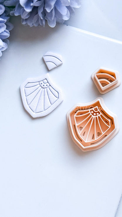 Ray Moss Polymer Clay Cutter: Fan Ray Design for Earrings