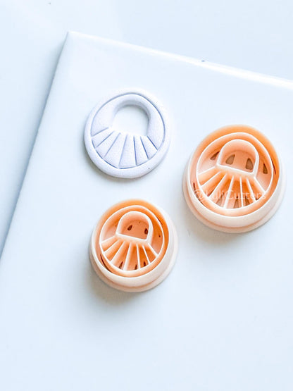 Ribbed Oval Polymer Clay Cutter: Arched Rib Design for Earrings