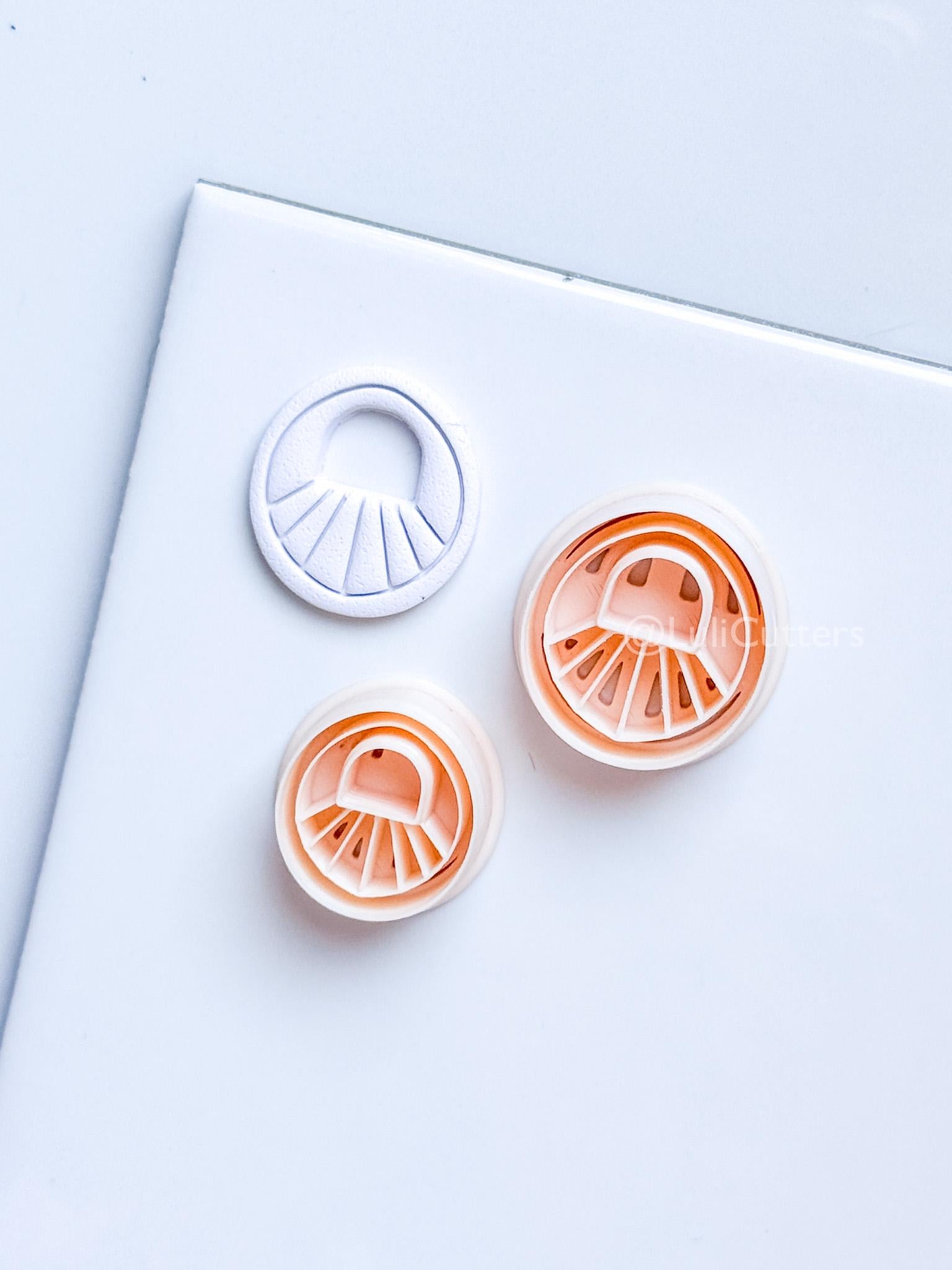 Ribbed Oval Polymer Clay Cutter: Arched Rib Design for Earrings