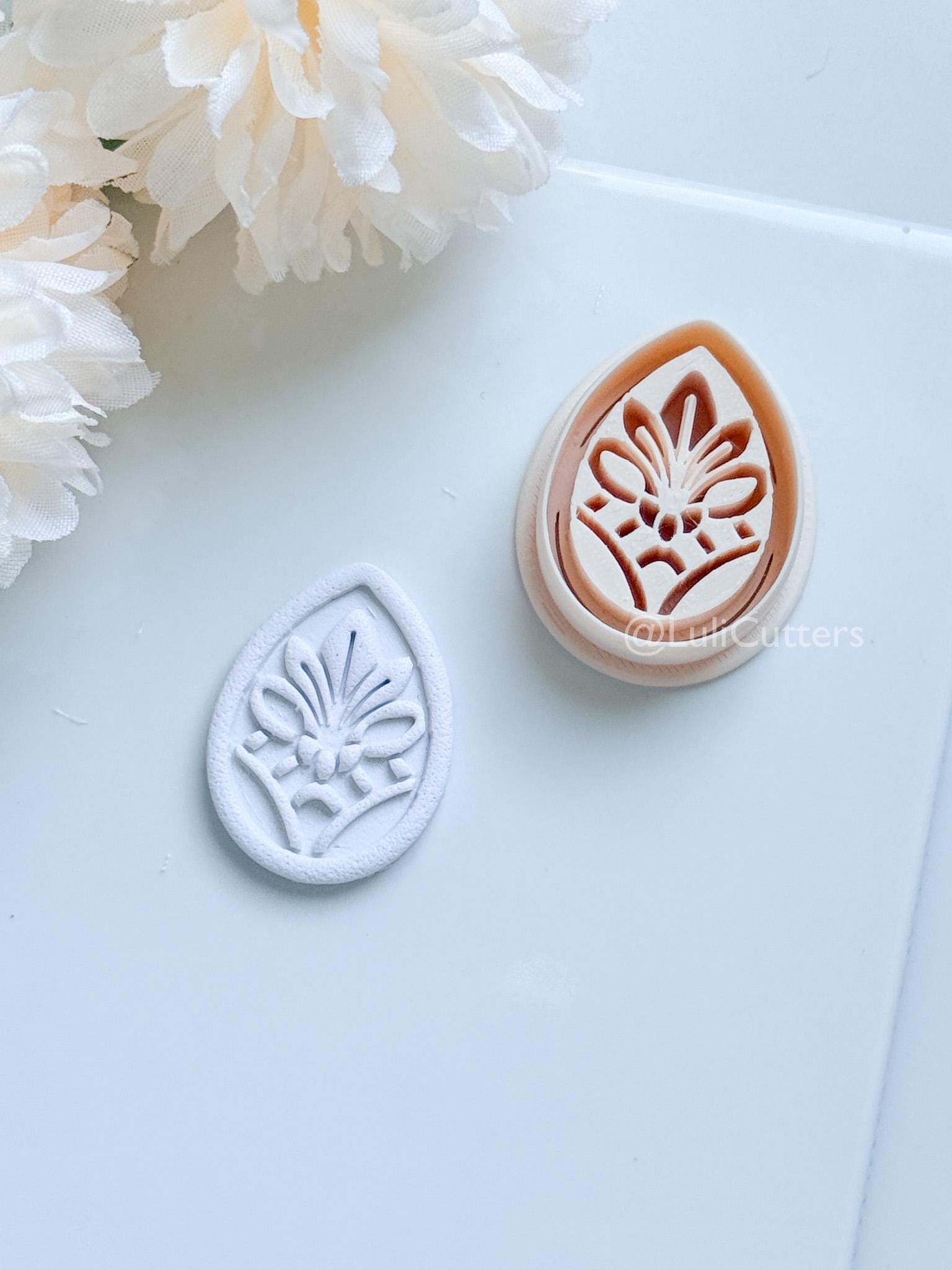 Tearlo Polymer Clay Cutter: Ornate Teardrop Shape for Earrings