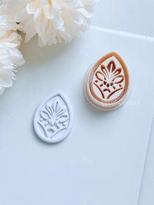 Tearlo Polymer Clay Cutter: Ornate Teardrop Shape for Earrings