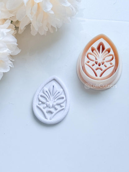 Tearlo Polymer Clay Cutter: Ornate Teardrop Shape for Earrings