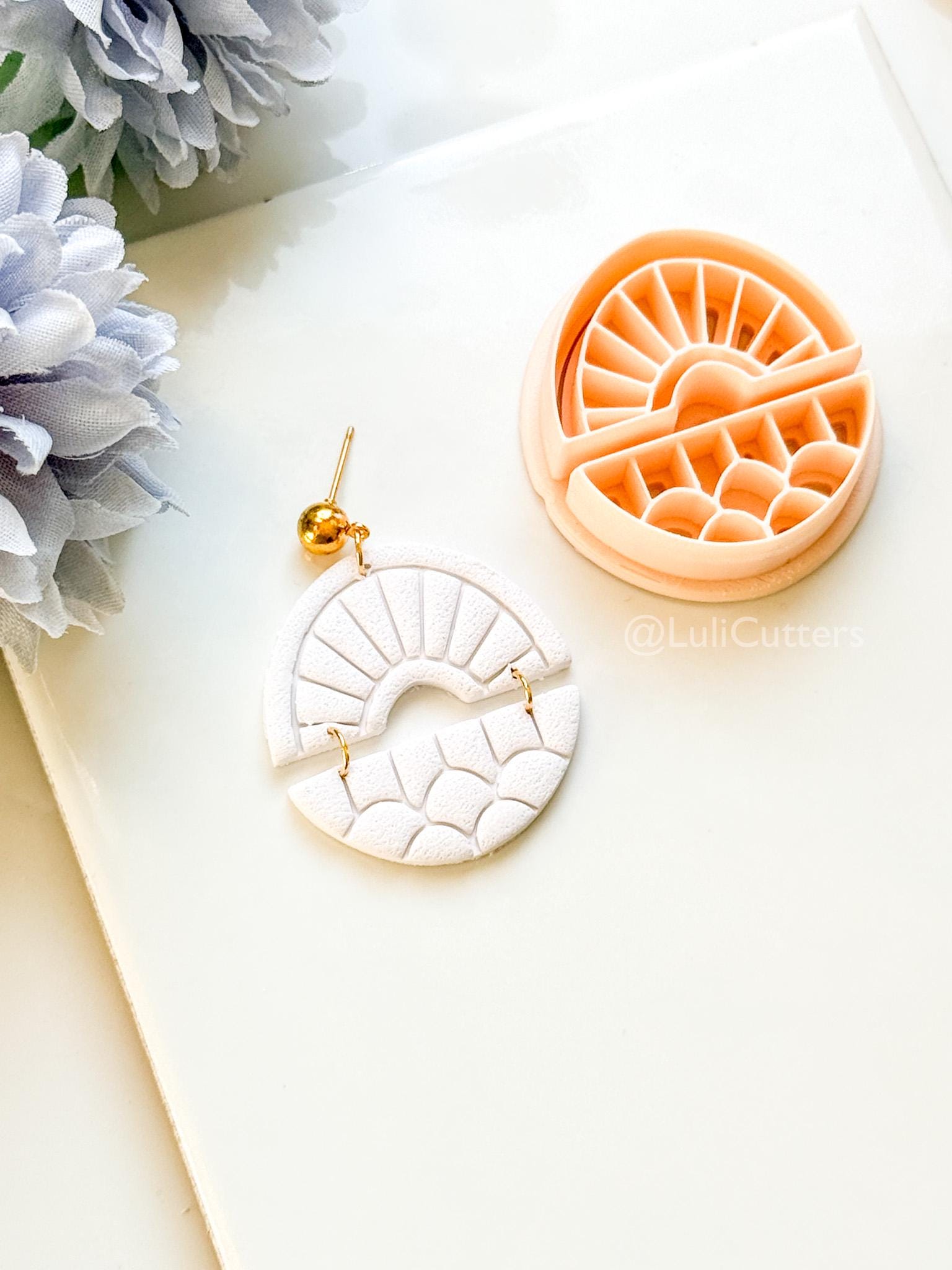 Solenne Ray Polymer Clay Cutter: Split Sunray Design for Earrings