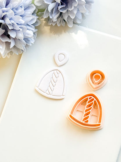 Loop Sol Polymer Clay Cutter: Twisted Arch Design for Earrings