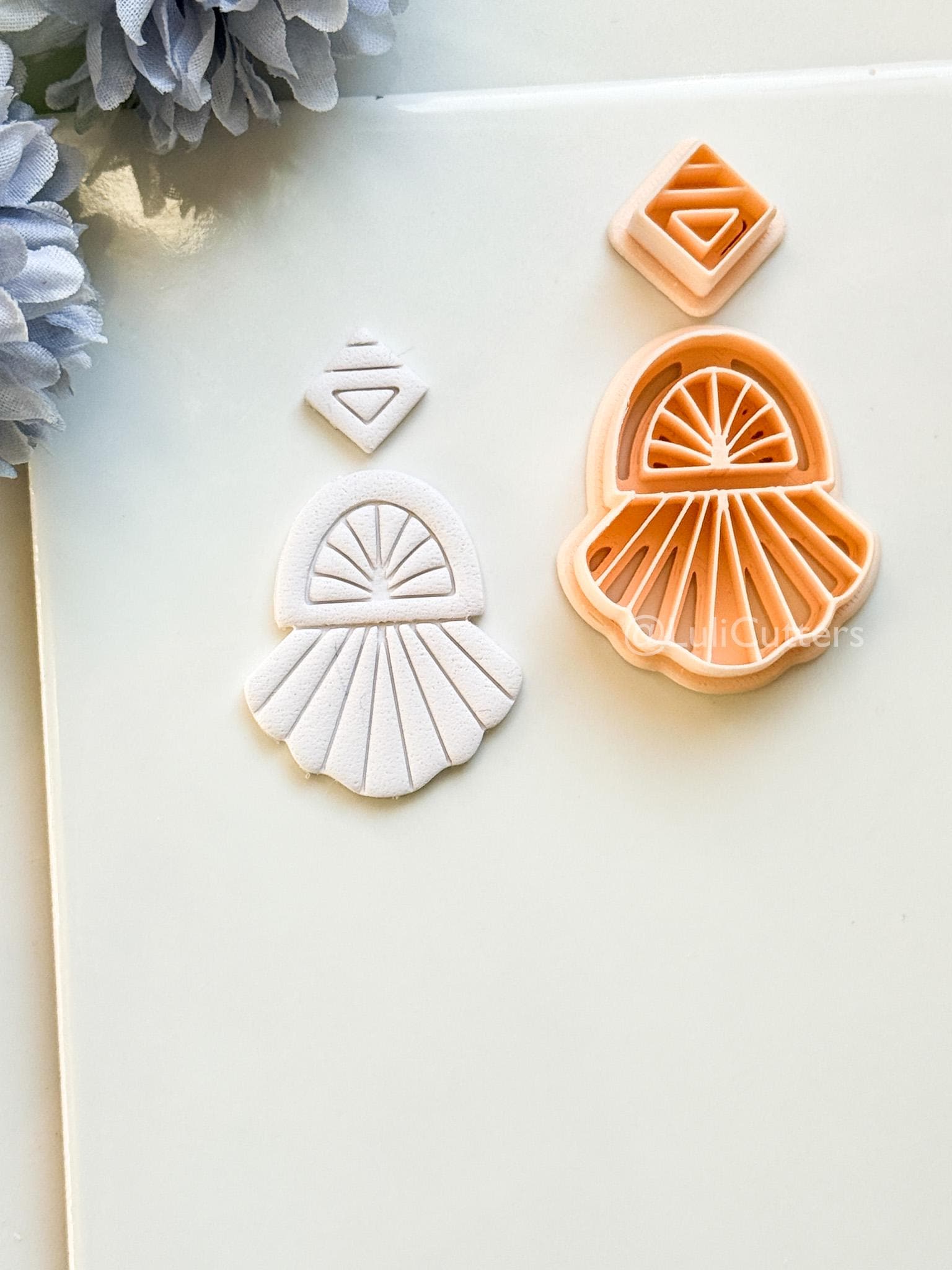 Celia Fern Polymer Clay Cutter: Radiant Fan Design for Earrings