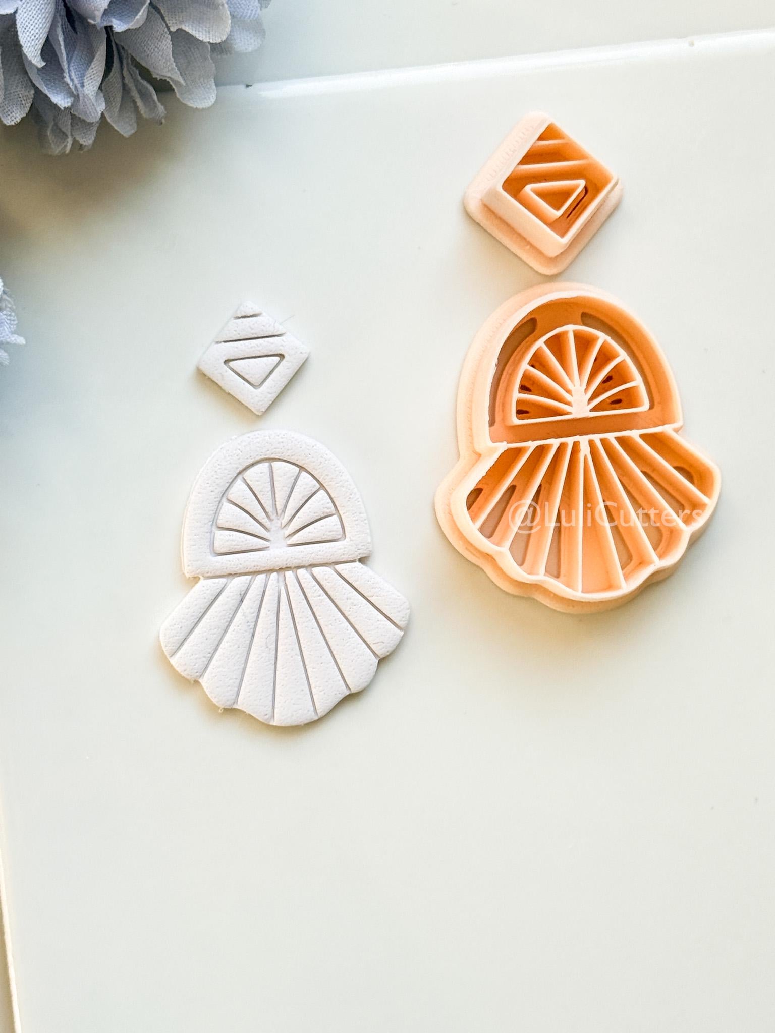 Celia Fern Polymer Clay Cutter: Radiant Fan Design for Earrings