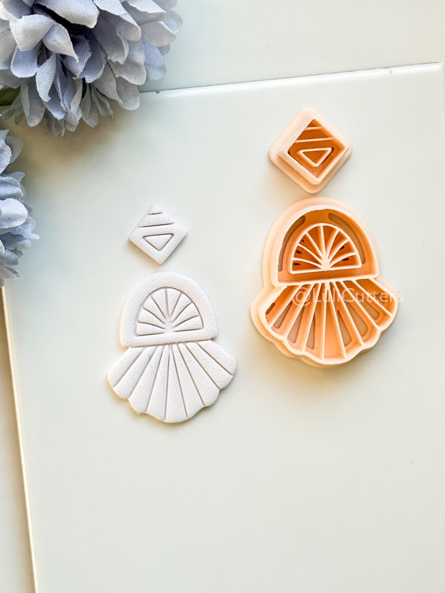 Celia Fern Polymer Clay Cutter: Radiant Fan Design for Earrings
