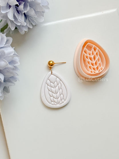 Braid Ora Polymer Clay Cutter: Braided Teardrop Design for Earrings
