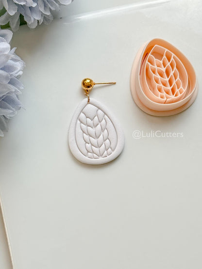 Braid Ora Polymer Clay Cutter: Braided Teardrop Design for Earrings