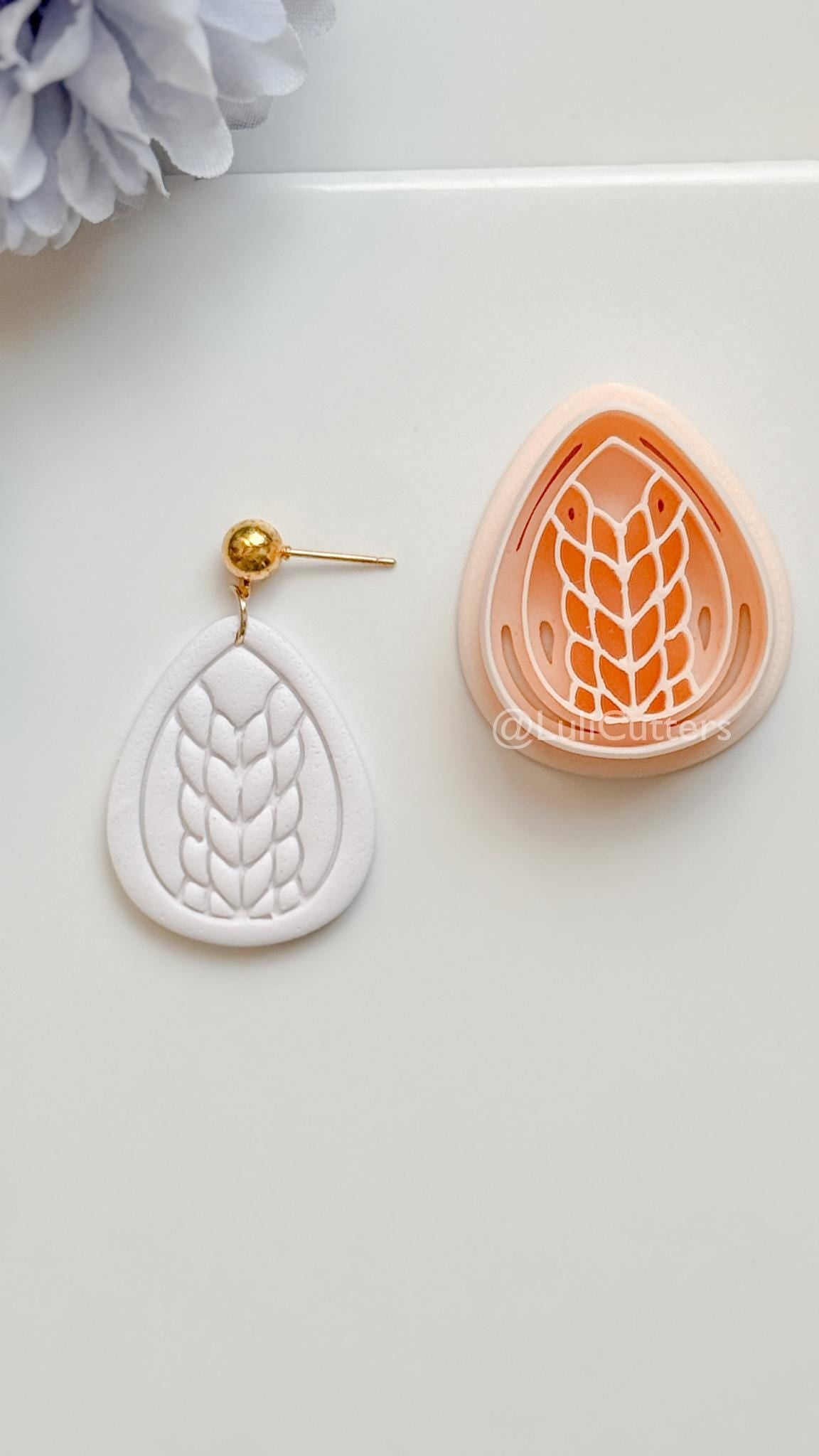 Braid Ora Polymer Clay Cutter: Braided Teardrop Design for Earrings