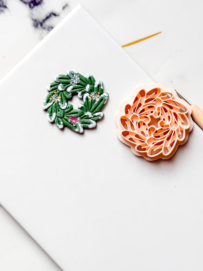 Christmas Wreath Clay Cutter Set: Bow and Leaf Polymer Clay Tools