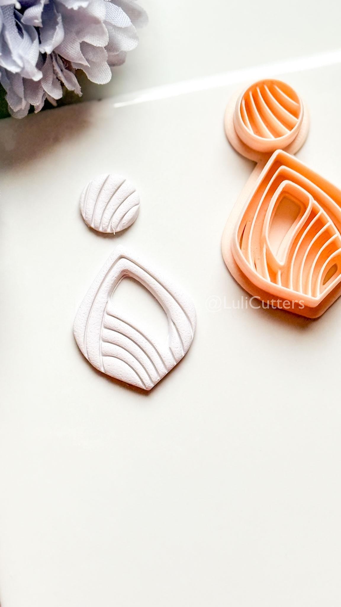 Sylvi Polymer Clay Cutter: Layered Drop Shape with Rounded Line Texture