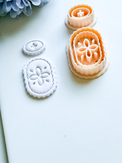 Floral Cameo Clay Cutter: Scalloped Oval Frame with Floral Detail
