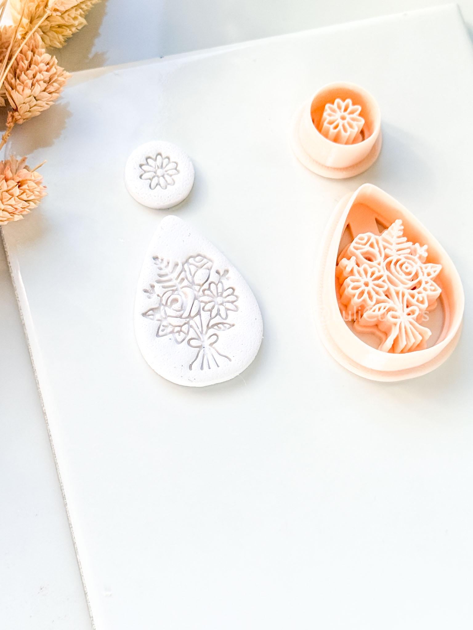 Naris Bouquet Clay Cutter: Layered Floral Teardrop Design