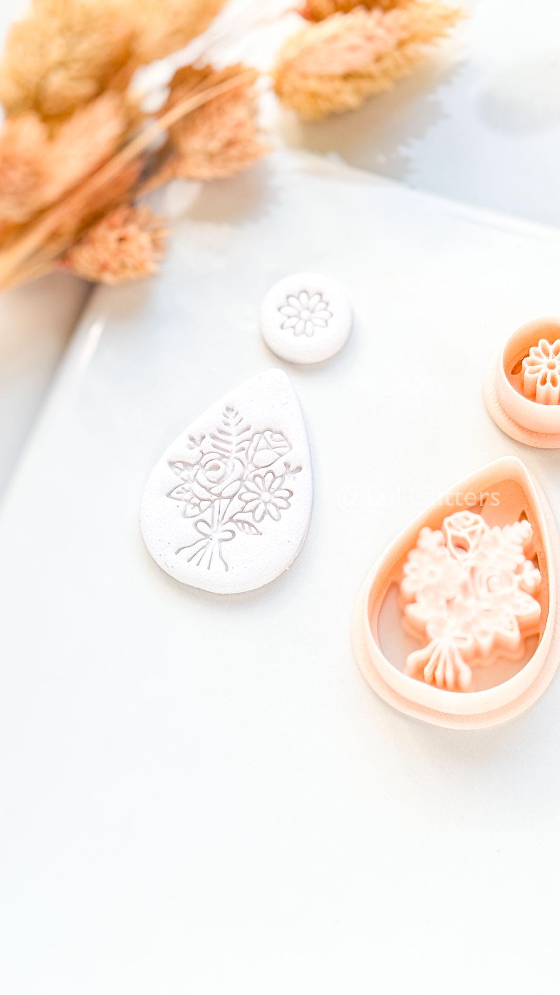 Naris Bouquet Clay Cutter: Layered Floral Teardrop Design