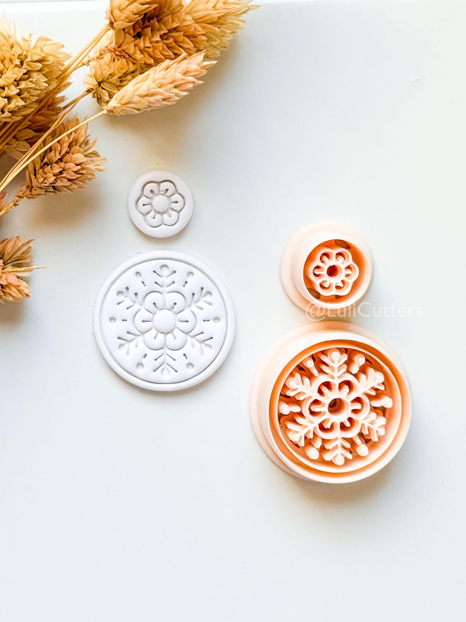 Feya Clay Cutter: Layered Round Floral Snowflake Design