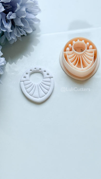 Arla Beam Polymer Clay Cutter: Radiant Arc Design for Earrings