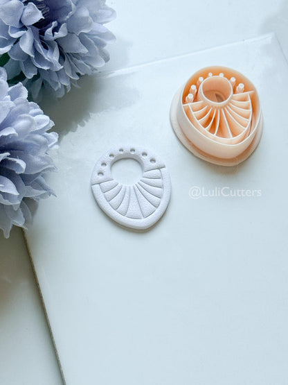 Arla Beam Polymer Clay Cutter: Radiant Arc Design for Earrings