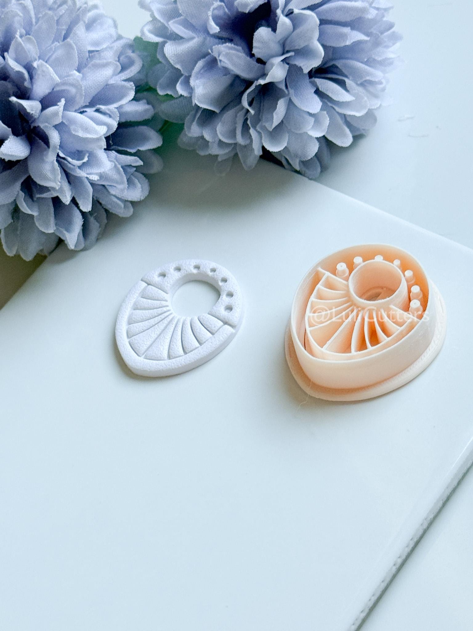 Arla Beam Polymer Clay Cutter: Radiant Arc Design for Earrings