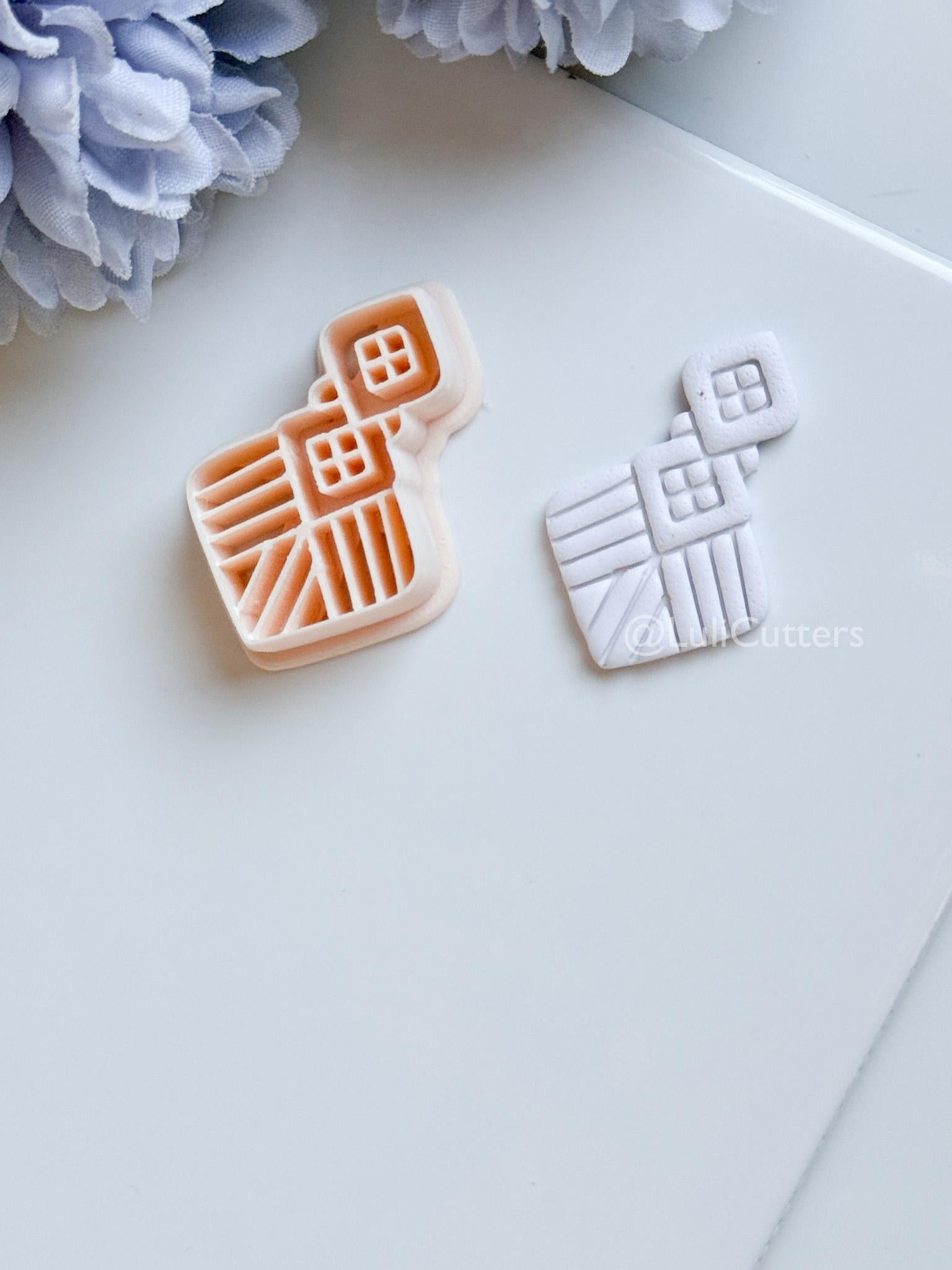 Alba Wren Polymer Clay Cutter: Geometric Ray Design for Earrings