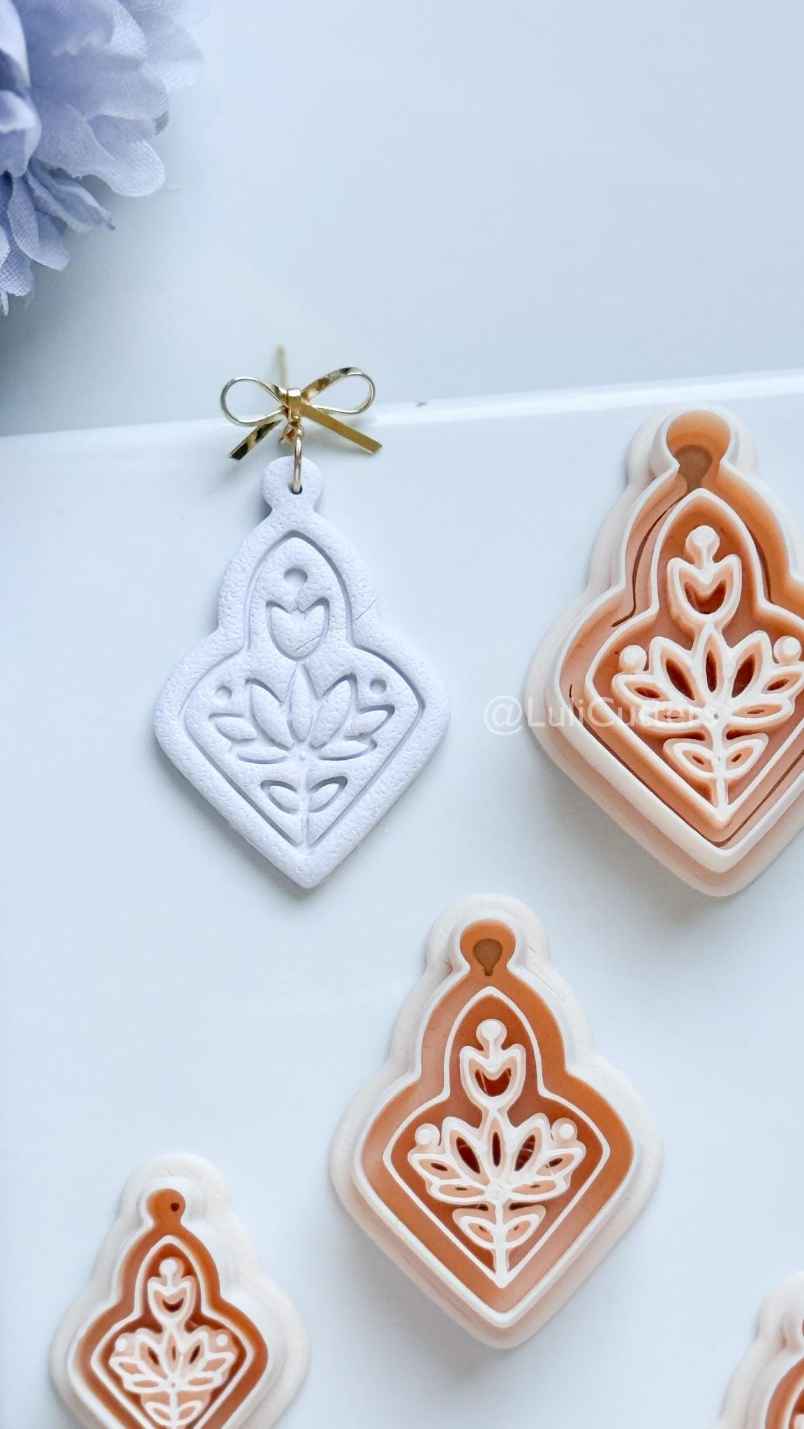 Flora Wren Polymer Clay Cutter: Folk Floral Design for Earrings
