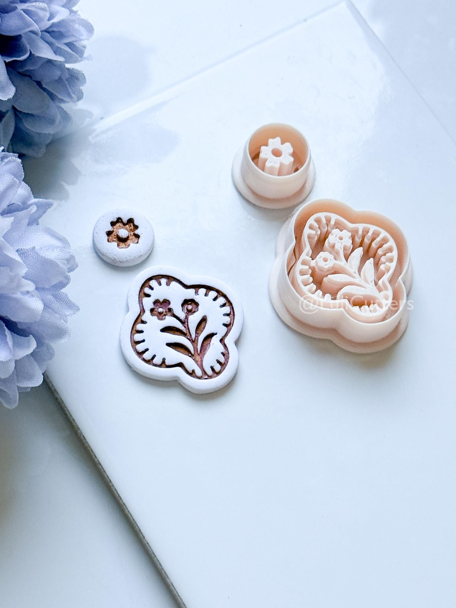 Mirael Bloom Polymer Clay Cutter: Quatrefoil Floral Design for Earrings