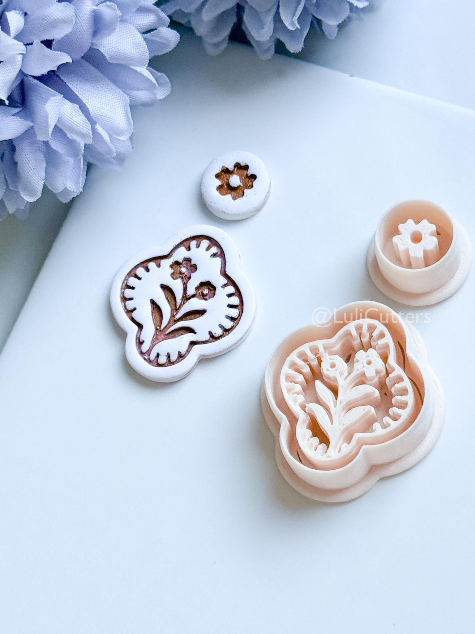 Mirael Bloom Polymer Clay Cutter: Quatrefoil Floral Design for Earrings