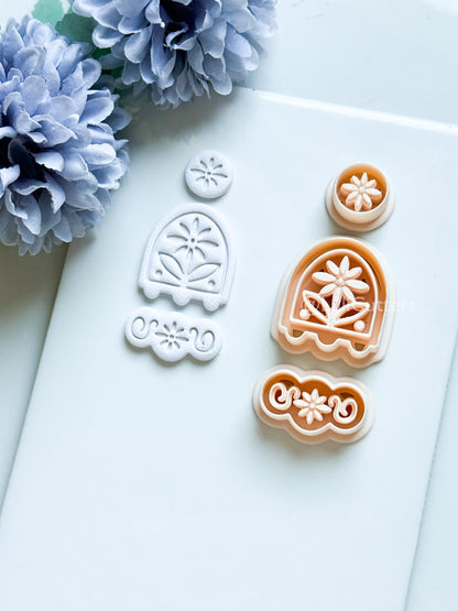 Sora Polymer Clay Cutter: Floral Arch Design for Earrings