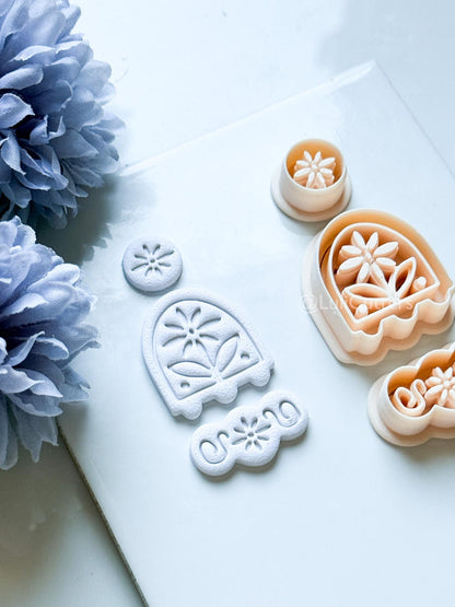 Sora Polymer Clay Cutter: Floral Arch Design for Earrings