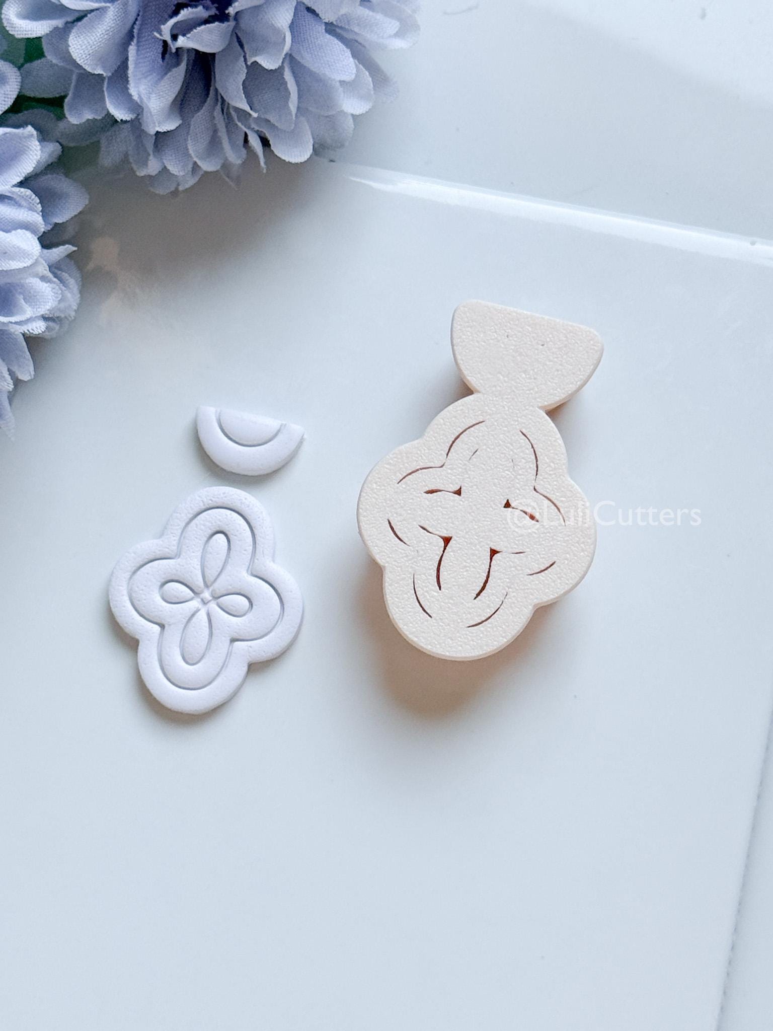 Vale Crest Polymer Clay Cutter: Ornate Clover Shape for Earrings