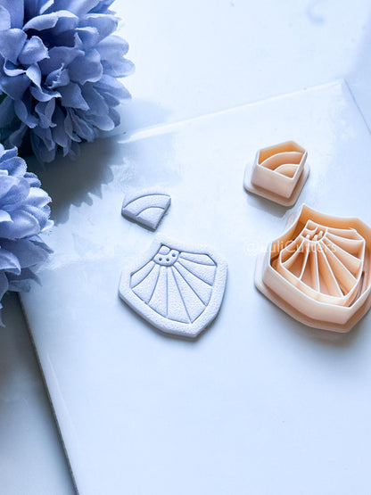 Ray Moss Polymer Clay Cutter: Fan Ray Design for Earrings