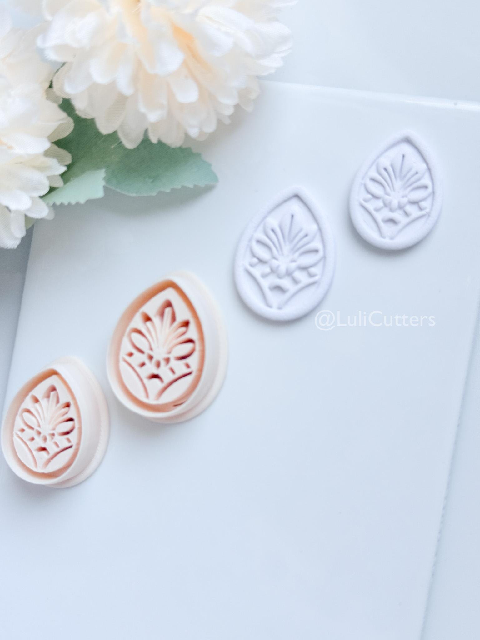 Tearlo Polymer Clay Cutter: Ornate Teardrop Shape for Earrings