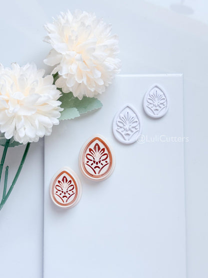 Tearlo Polymer Clay Cutter: Ornate Teardrop Shape for Earrings