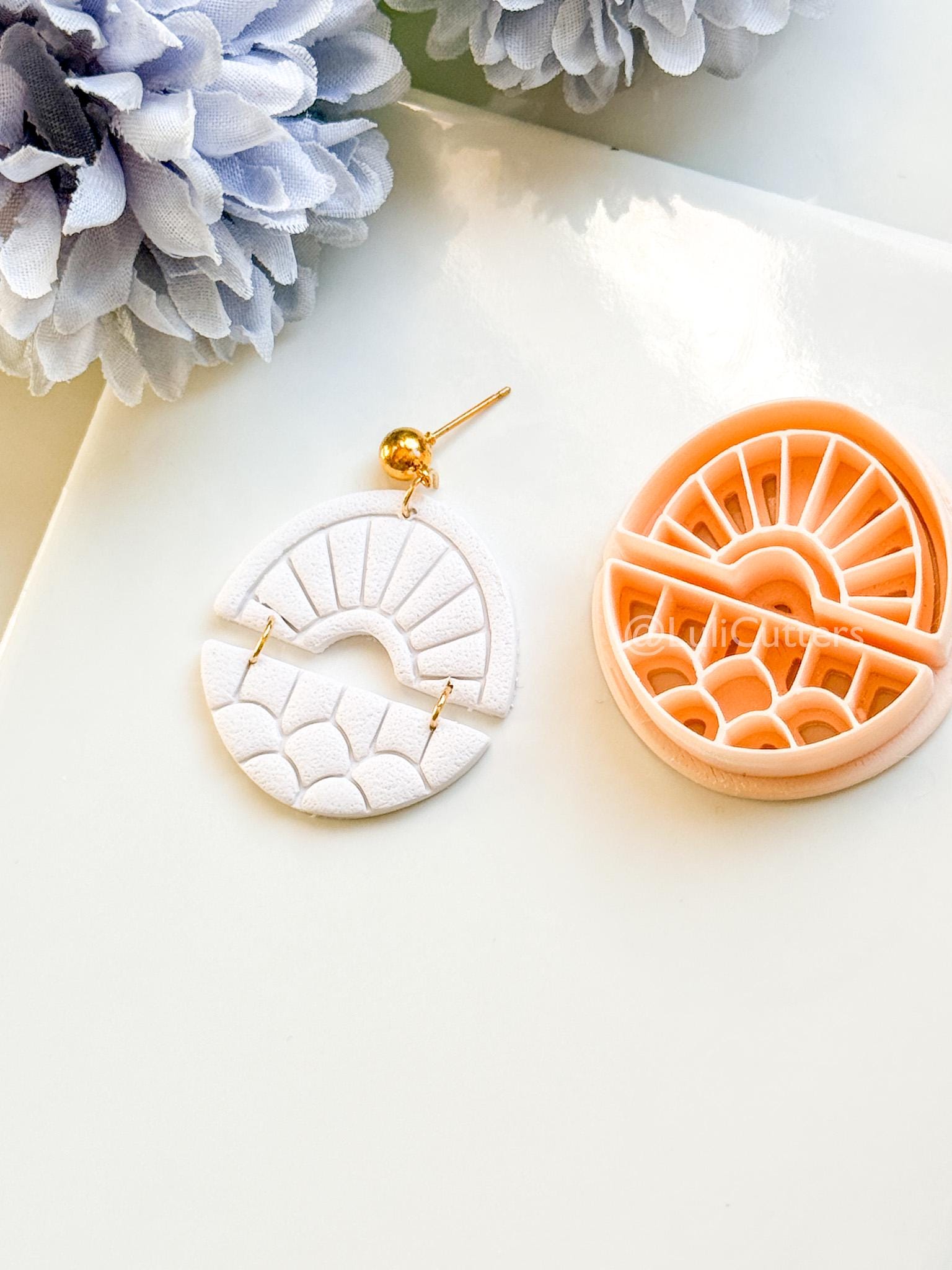Solenne Ray Polymer Clay Cutter: Split Sunray Design for Earrings
