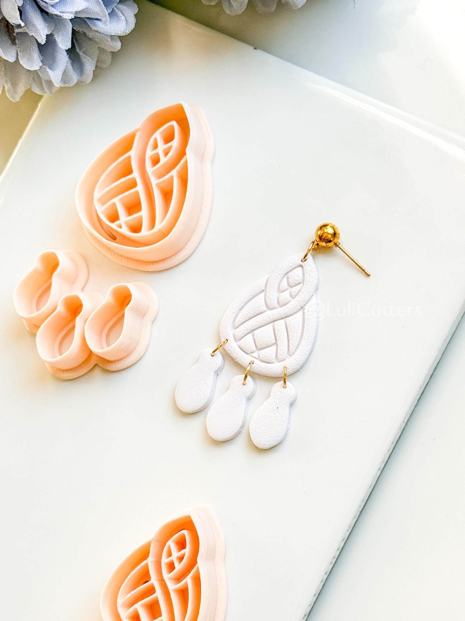 Coil Drop Polymer Clay Cutter: Intertwined Teardrop Design for Earrings