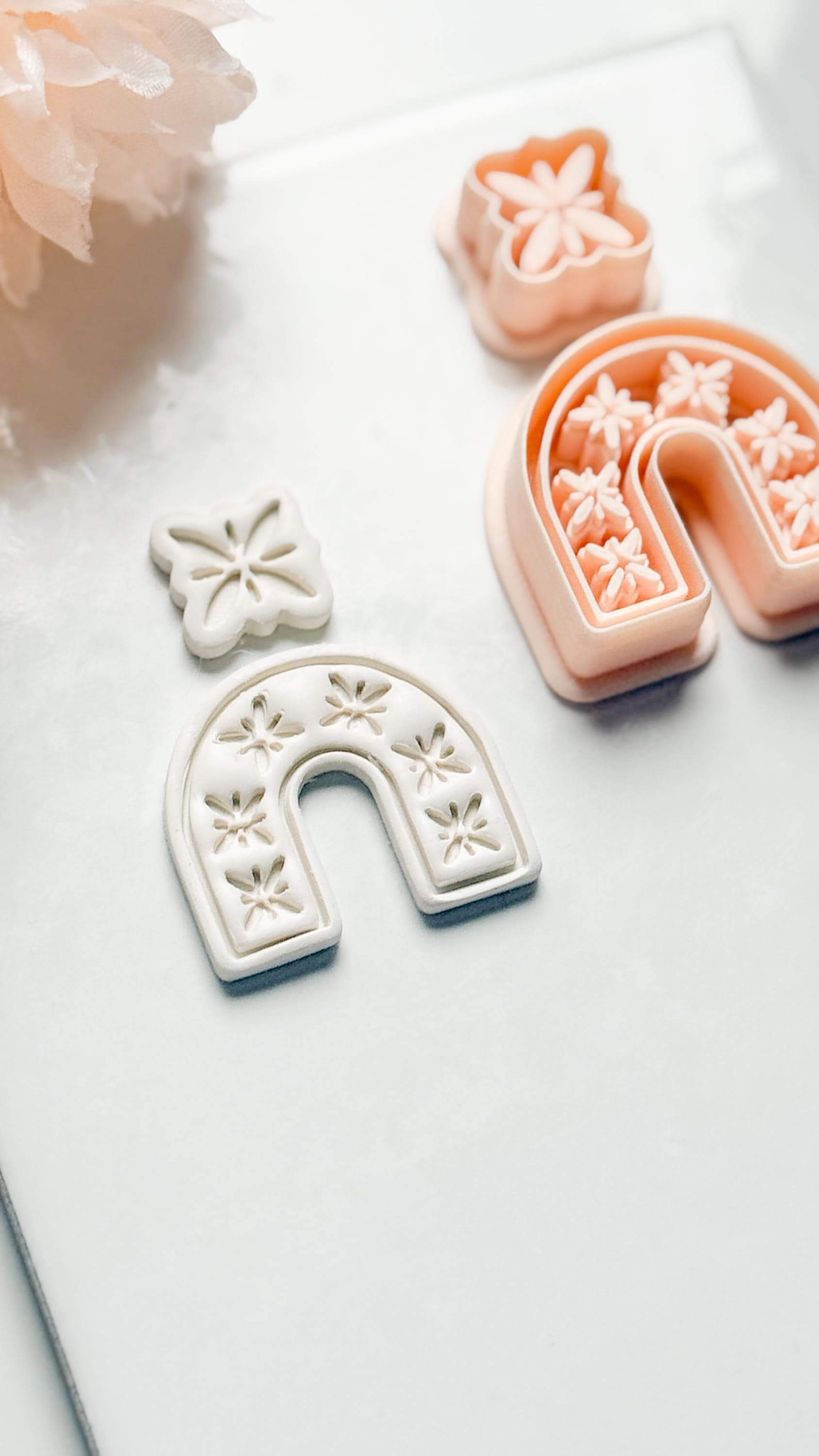 Fern Story Floral Arch Clay Cutter: U-Shape with Botanical Topper