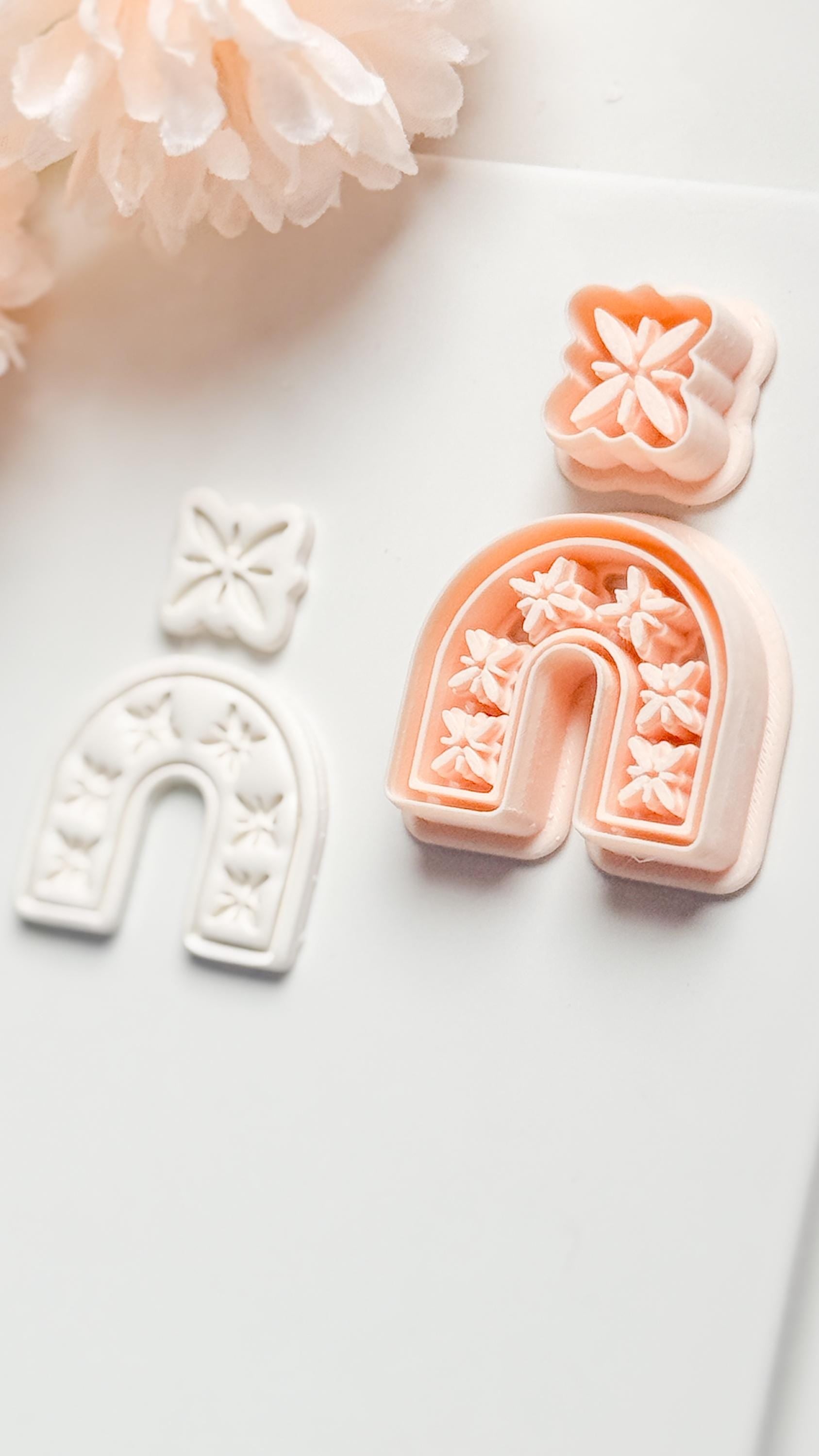 Fern Story Floral Arch Clay Cutter: U-Shape with Botanical Topper