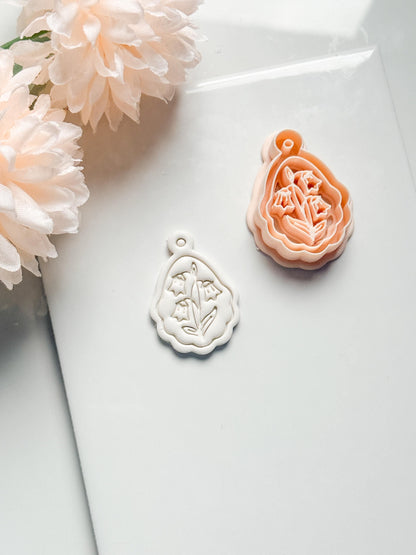 Mira Lilly Clay Cutter: Scalloped Lily of the Valley Pendant Shape