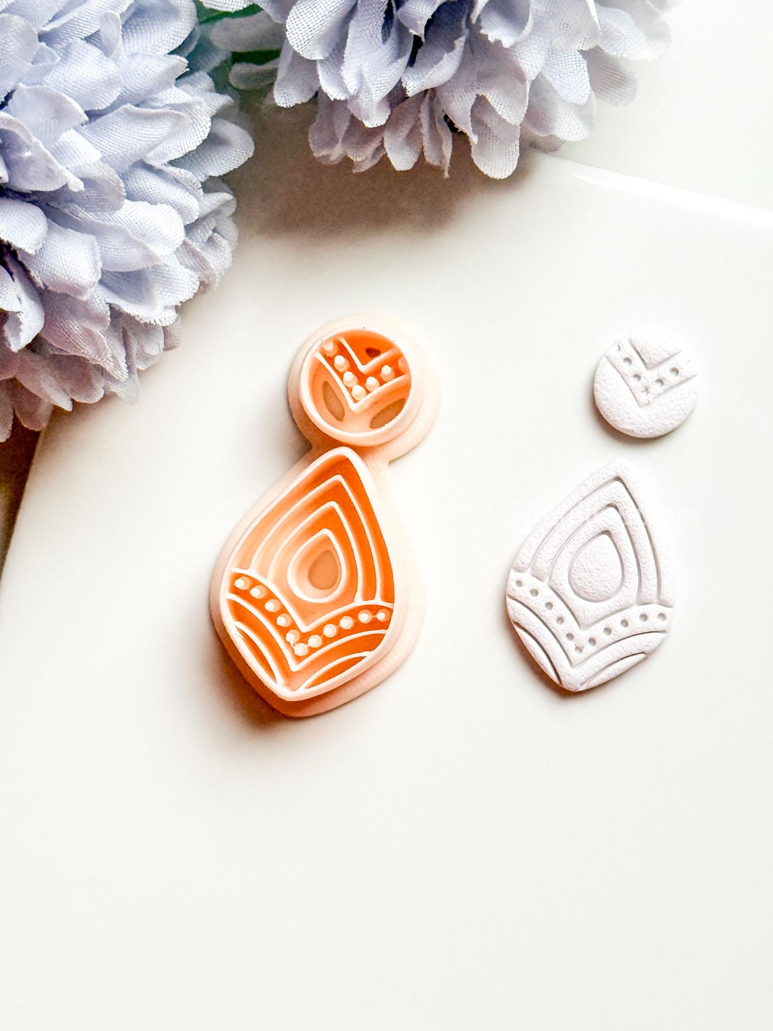 Vea Jo Polymer Clay Cutter: Layered Teardrop Shape with Dot & Line Texture