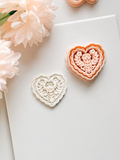 Folka Love Clay Cutter Set: Scalloped Heart with Floral Folk Pattern