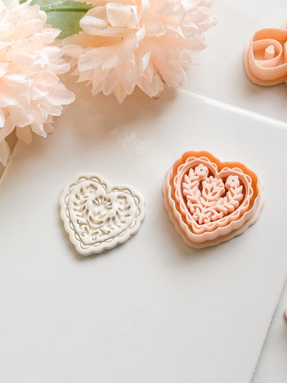 Folka Love Clay Cutter Set: Scalloped Heart with Floral Folk Pattern