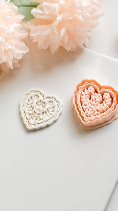 Folka Love Clay Cutter Set: Scalloped Heart with Floral Folk Pattern